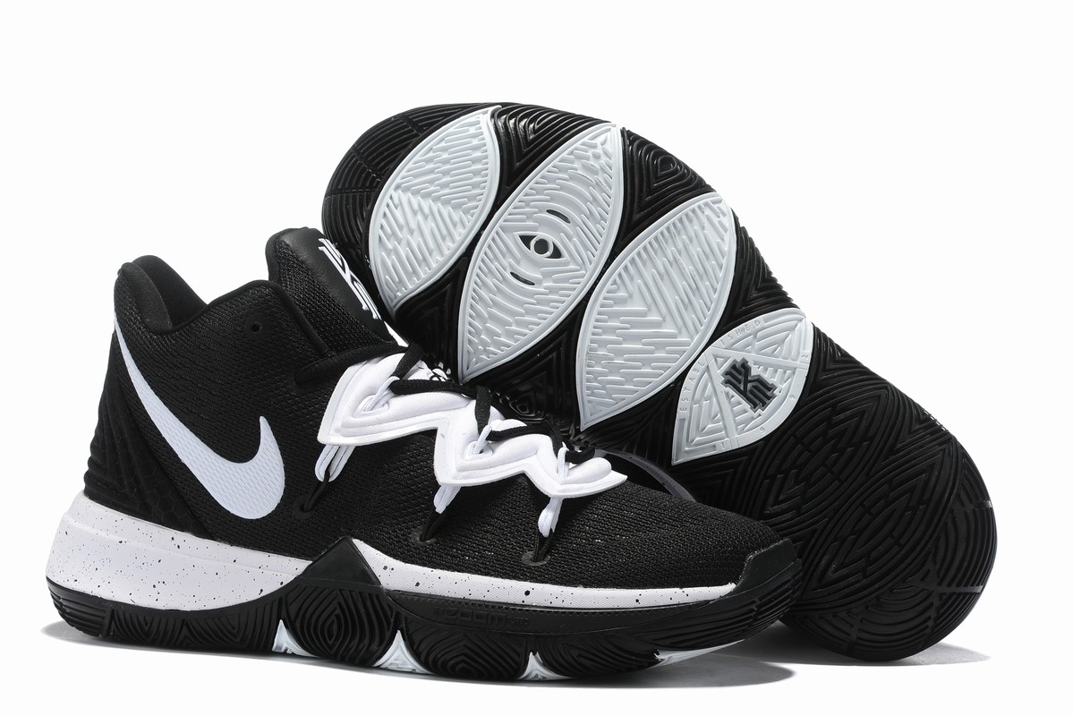Nike Kyire 5 Black White